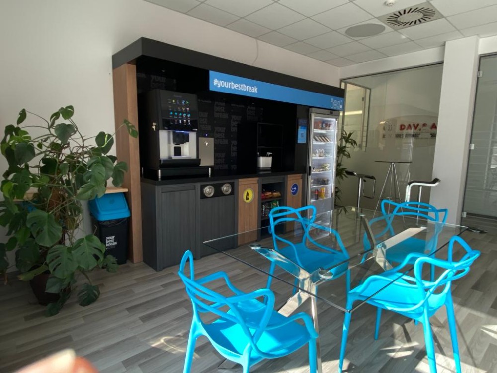 coliving coffee corner